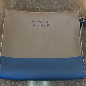United Polaris Two-Tone Toiletry Bag in Gray & Navy, NWOT